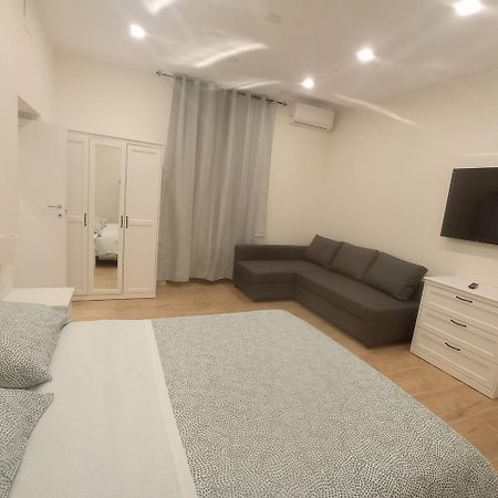 Duomo Apartament'S ナポリ エクステリア 写真